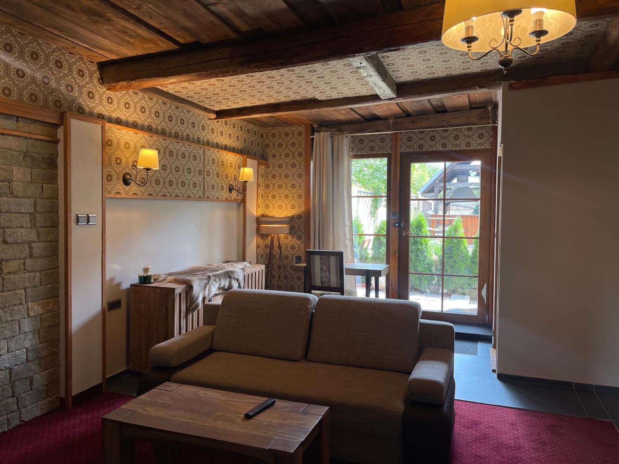 Hotel Veveří Veverska Bityska Buitenkant foto