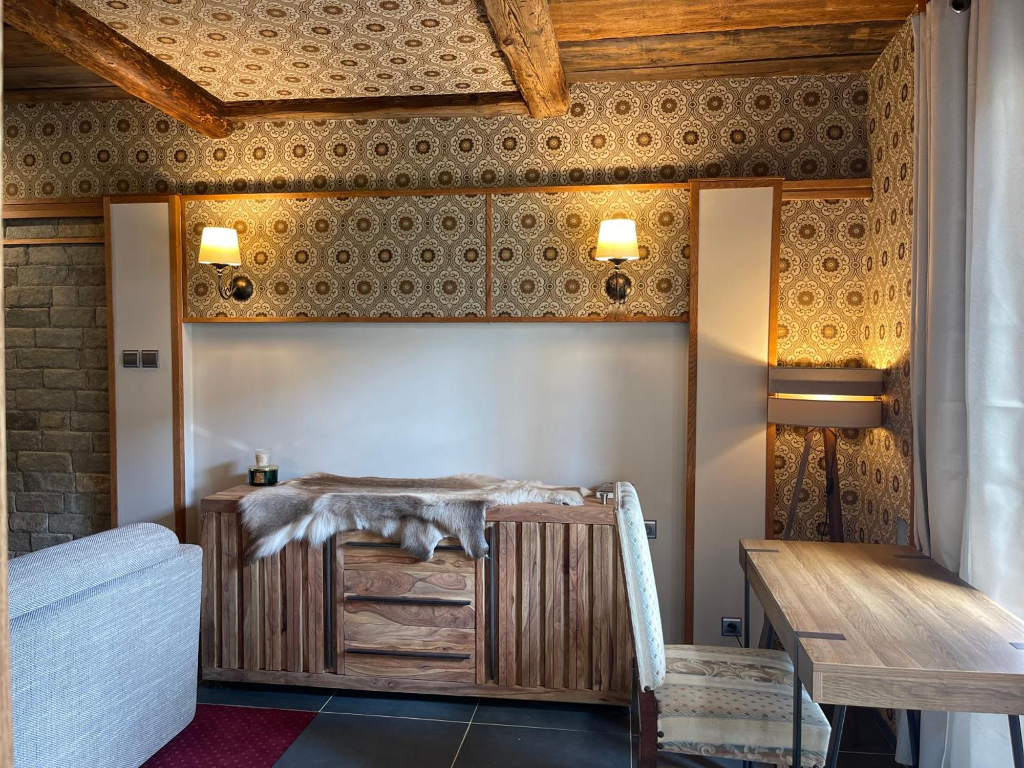 Hotel Veveří Veverska Bityska Buitenkant foto
