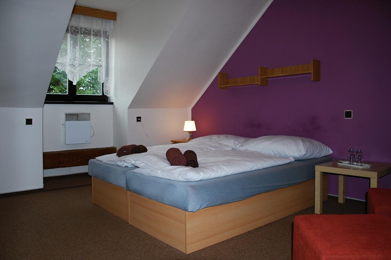 Hotel Veveří Veverska Bityska Buitenkant foto